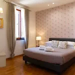 Via Delle Carrozze, Piazza Di Spagna Appartement *