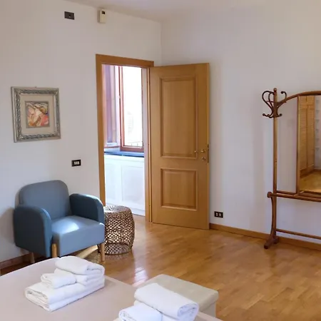 Via Delle Carrozze, Piazza Di Spagna Daire Roma