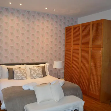 Via Delle Carrozze, Piazza Di Spagna Daire